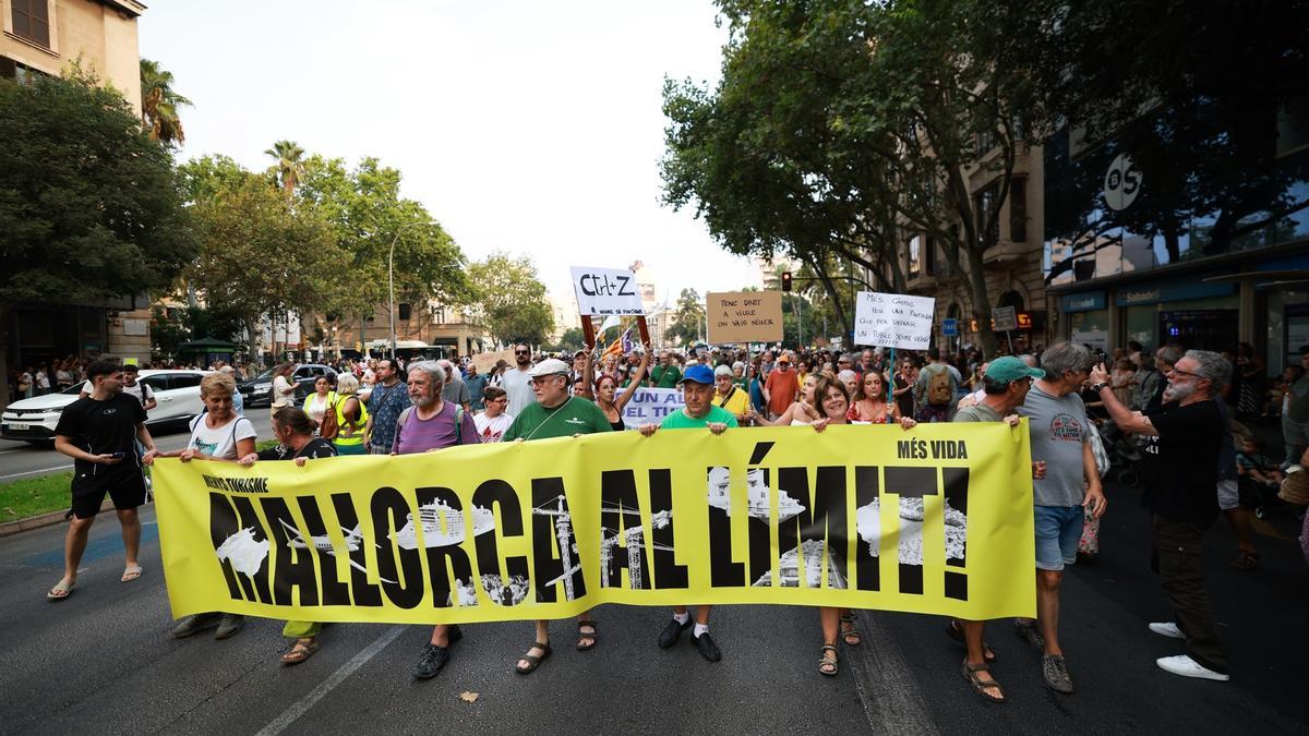 Manifestación contra la saturación turística en Palma el 26 de julio de 2026