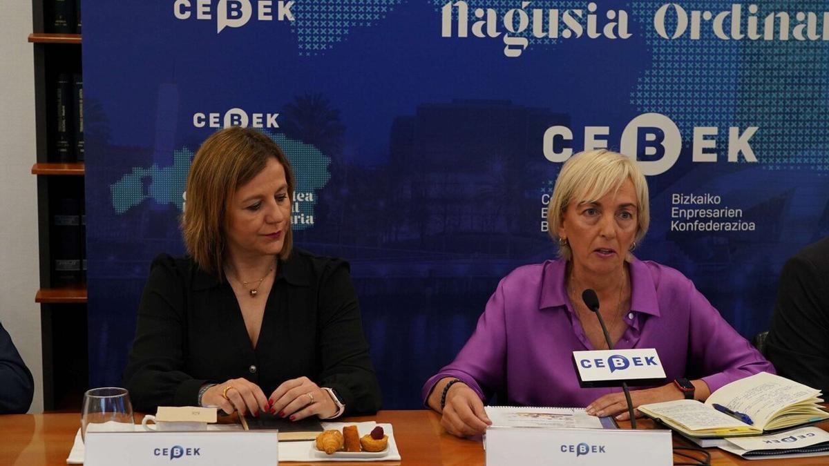 La próxima presidente de Confebask, Tamara Yagüe, y Carolina Pérez Toledo (Cebek) esta mañana en Bilbao.