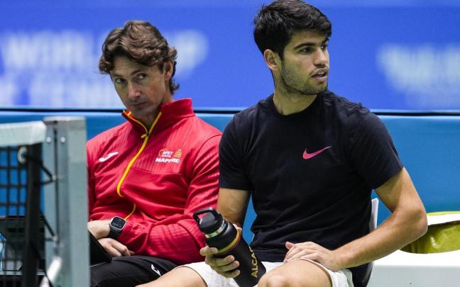 Juan Carlos Ferrero, junto a Carlos Alcaraz.