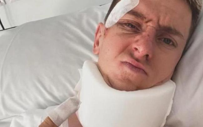 Tadej Pogacar, en el hospital.