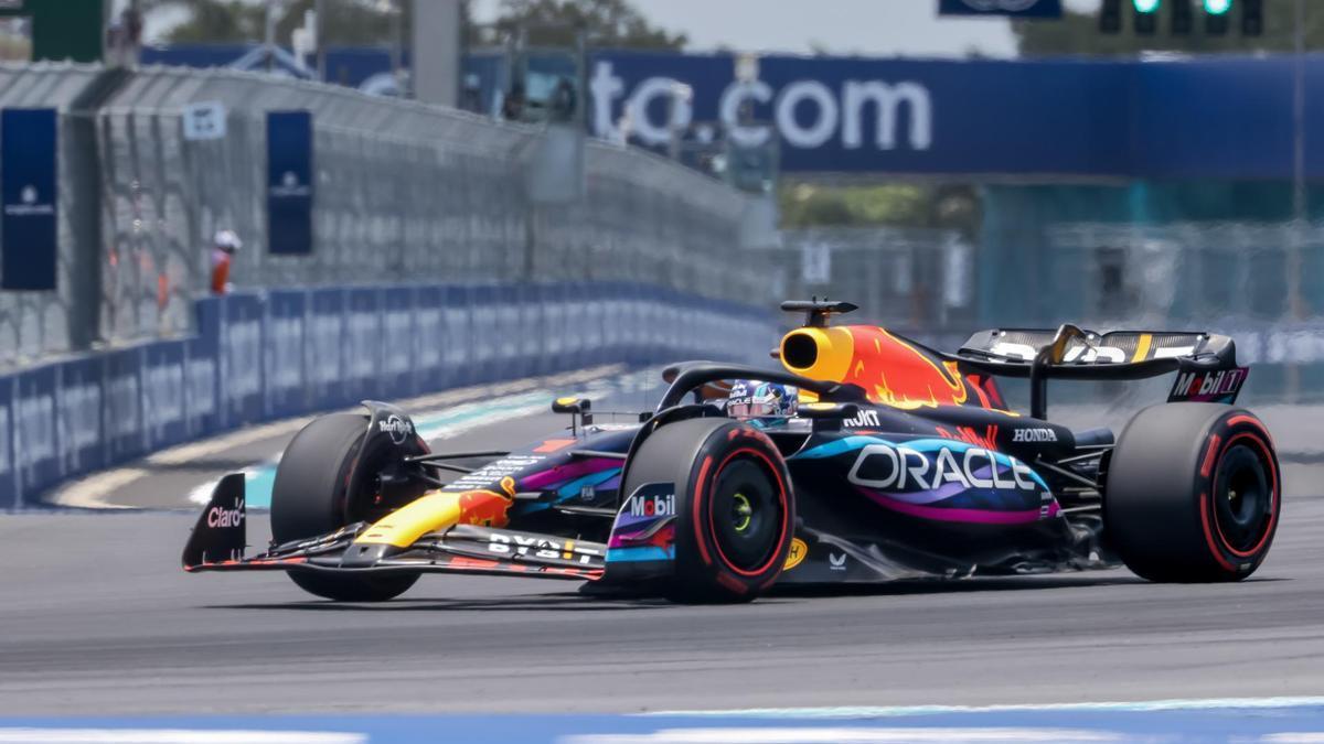 Max Verstappen, durante los entrenamientos libres en el circuito de Miami