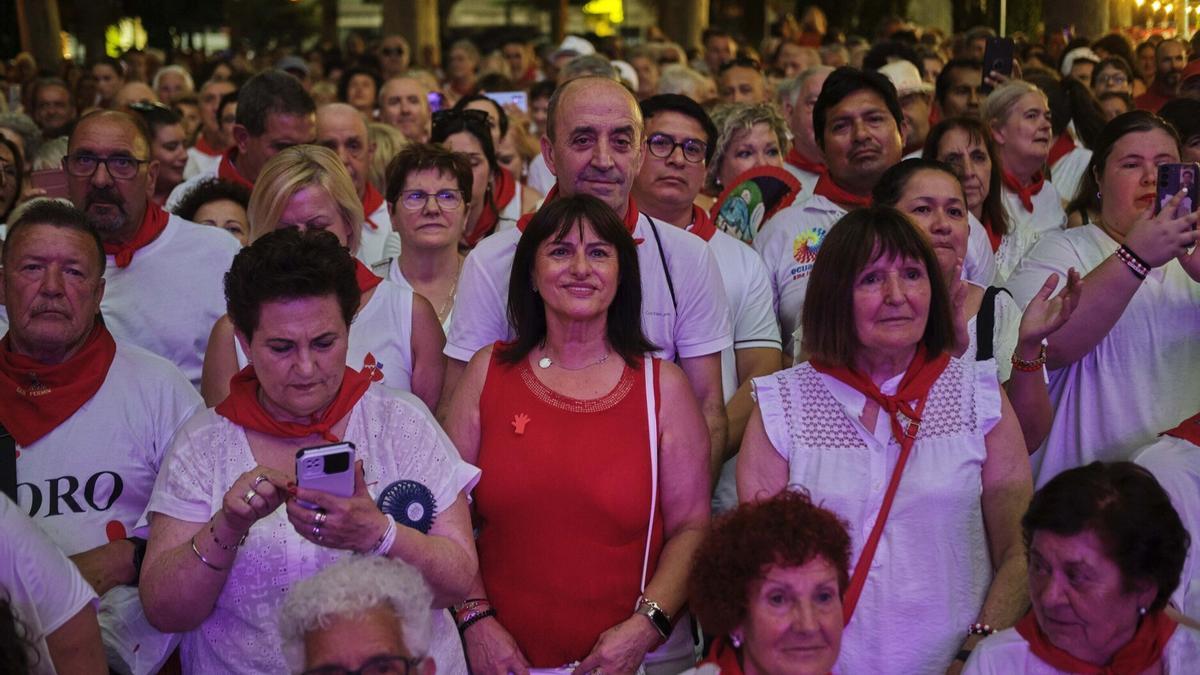 Mantener una buena postura corporal mientras cantamos es clave