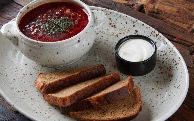 La sopa de remolacha es probablemente el plato más tradiconal de Ucrania.