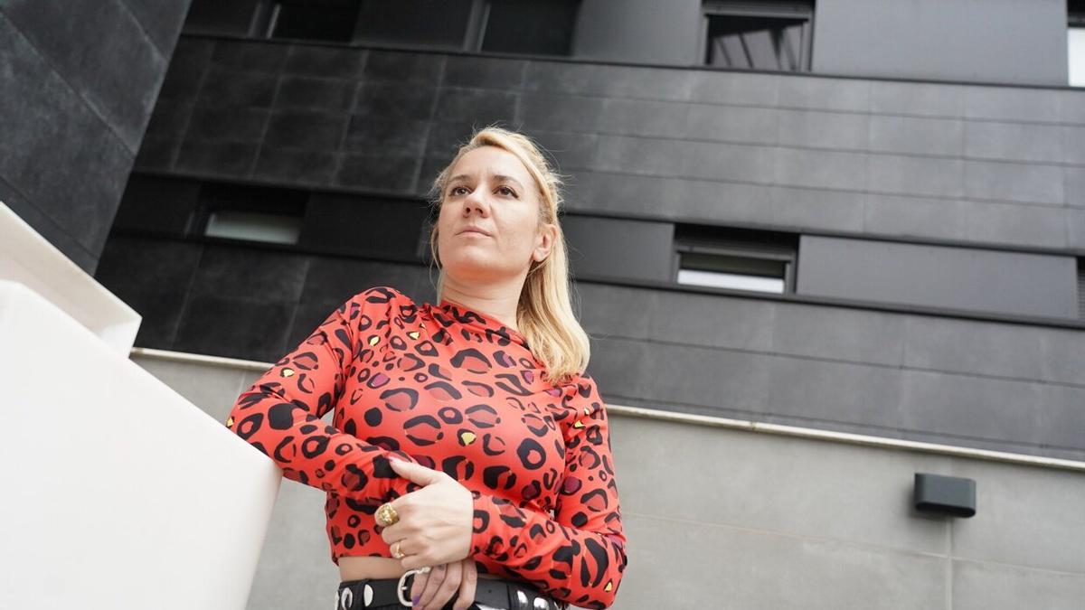 Henar Álvarez posando