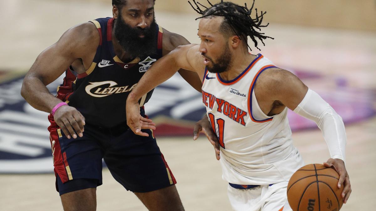 Jalen Brunson ante James Harden.