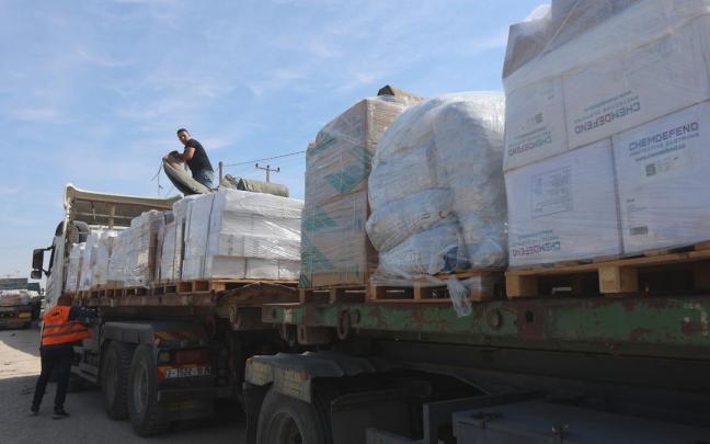 Convoy humanitario en una foto de archivo