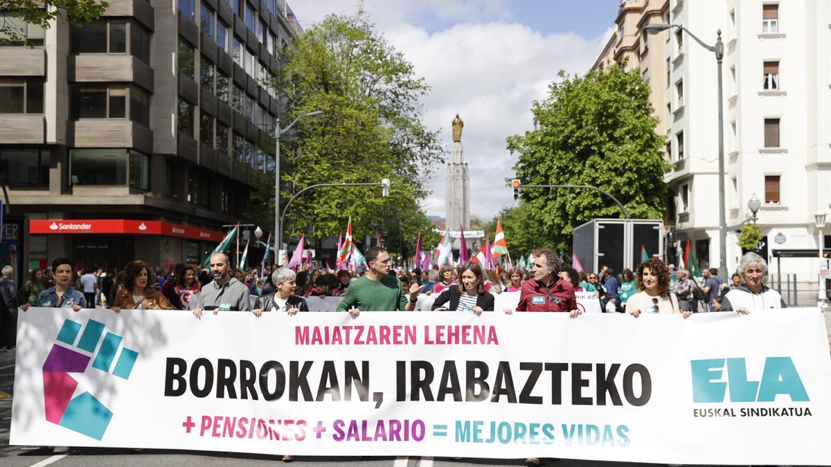 Cabecera de la manifestación de ELA esta mañana en Bilbao.