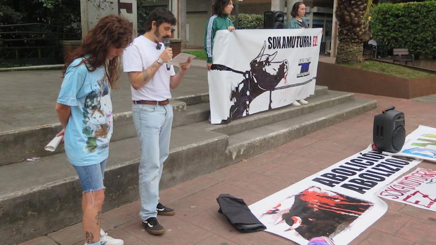 Los convocantes han leído un comunicado.