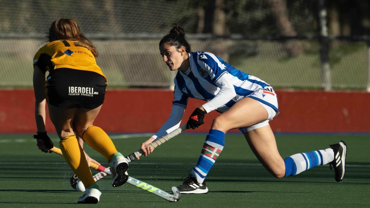 La Real, en el duelo ante el Atlètic.
