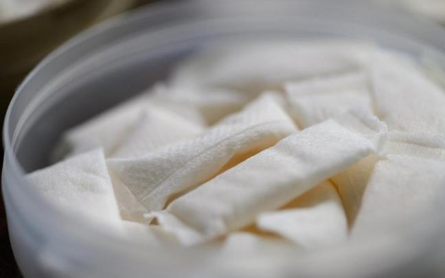 Las bolsas de nicotina se prohibirán en Francia para proteger a los jóvenes de la adicción