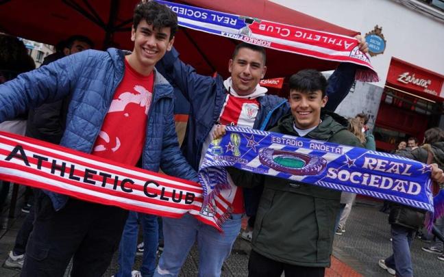 Gran ambiente en Bilbao antes del derbi Athletic - Real Sociedad RUBEN PLAZA