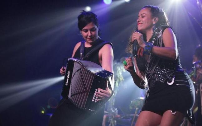 Ines Osinaga y La Yegros en Atlantikaldia