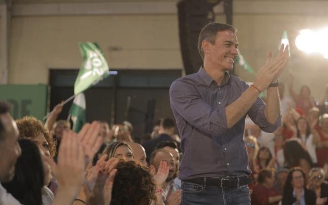 El presidente del Gobierno español, Pedro Sánchez, ha intervenido este domingo en un acto en Gibraleón (Huelva).