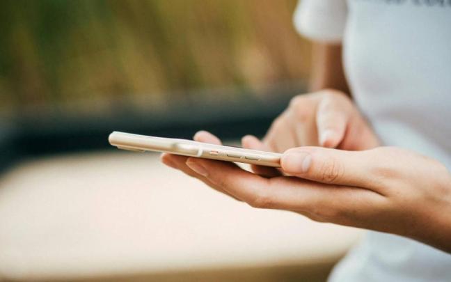 Cinco estafas que tienes que conocer este verano