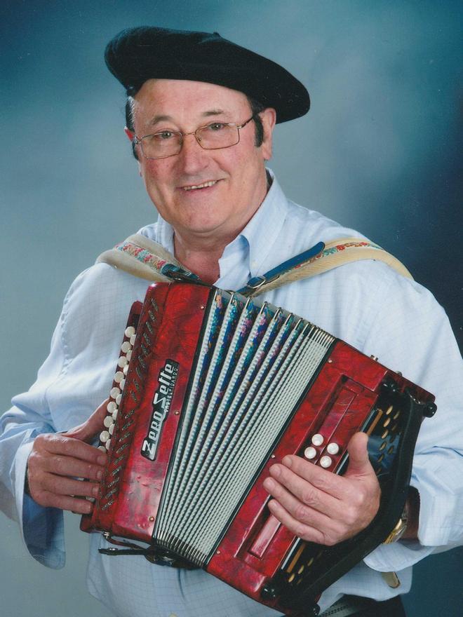 elix Illarramendik bere musikarekin alaitu zituen Urola eskualdeko herriak urte askotan.