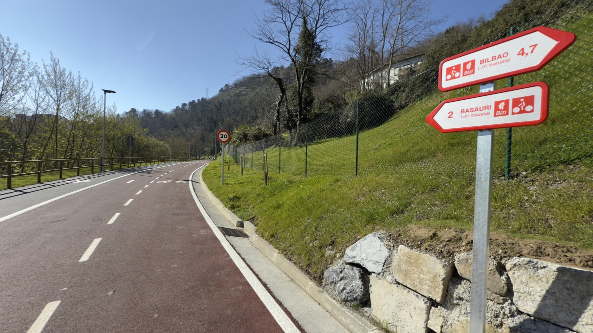 El nuevo bidegorri que une Basauri y Bilbao