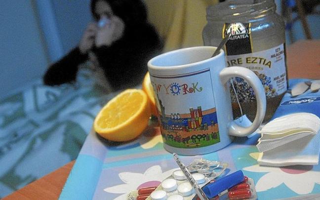 Fiebre, tos, dolor muscular, de garganta... los síntomas gripales están afectando a gran cantidad de población vasca. | FOTO: ZARRABEITIA