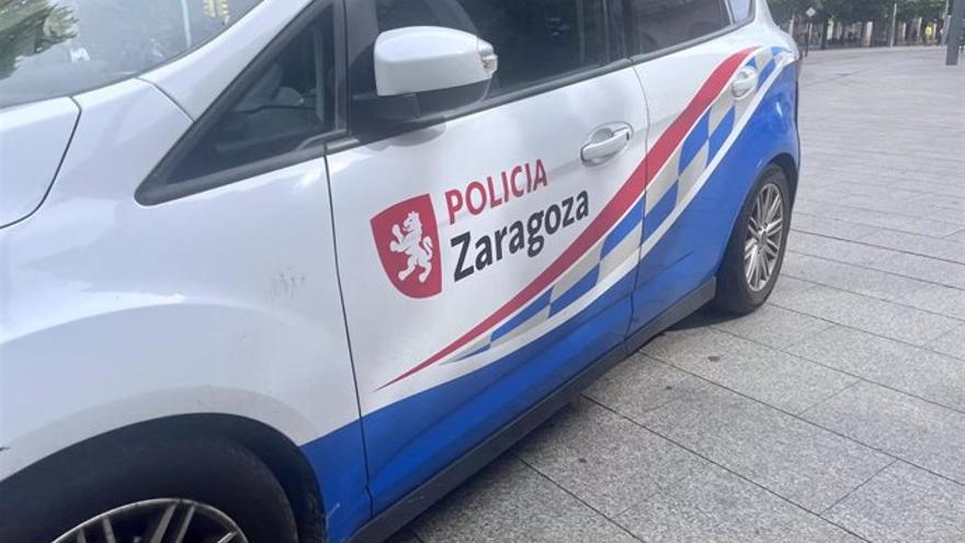 Un vehículo de la Policía Local de Zaragoza