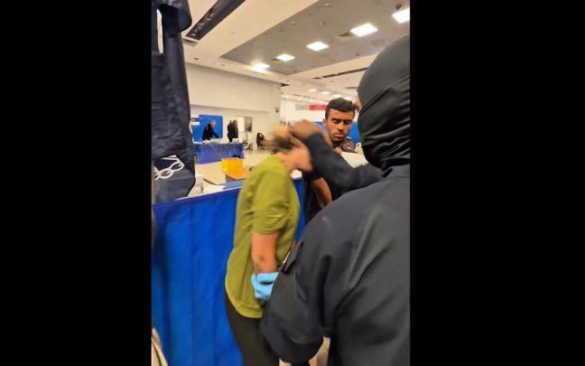 Ben Gvir publica un vídeo reprendiendo a activistas de la flotilla.