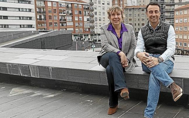 El alcalde de Portugalete, Mikel Torres, y la edil de Igualdad jarrillera, María José Blanco El alcalde de Portugalete, Mikel Torres, y la edil de Igualdad jarrillera, María José Blanco