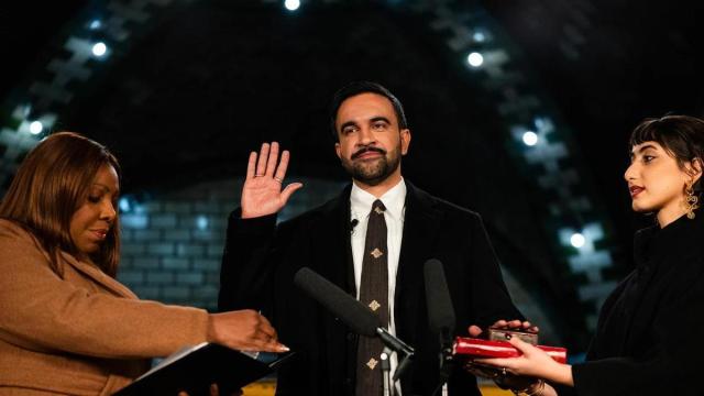 Zohran Mamdani jura como alcalde de Nueva York.