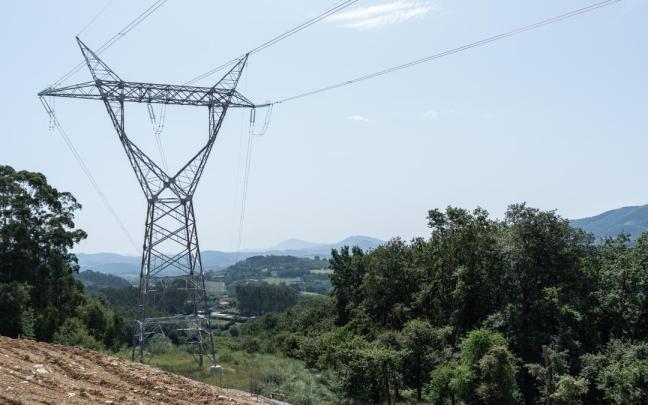 El consejero Jauregi cree que Euskadi debe pasar de 12.000 MW instalados a 18.000 MW.