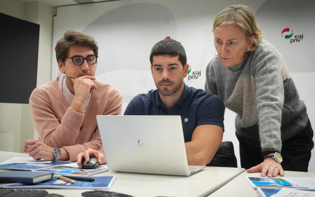 El grupo de concejales de EAJ/PNV de Usurbil.