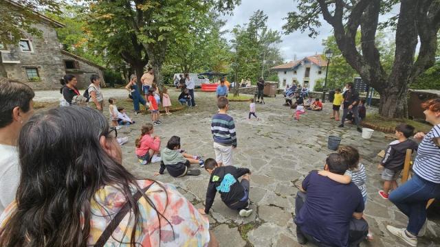 Mañu se prepara para cuatro días de fiesta / Ayuntamiento de Bermeo Mañu se prepara para cuatro días de fiesta