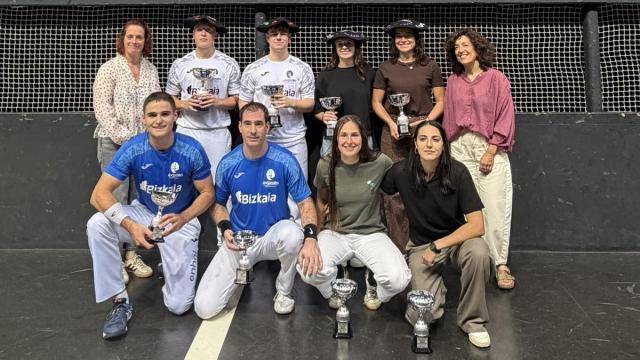 Dutaret-Argitxu y Urdanoz-Iribarren, campeones del Torneo Bizkaia de trinkete
