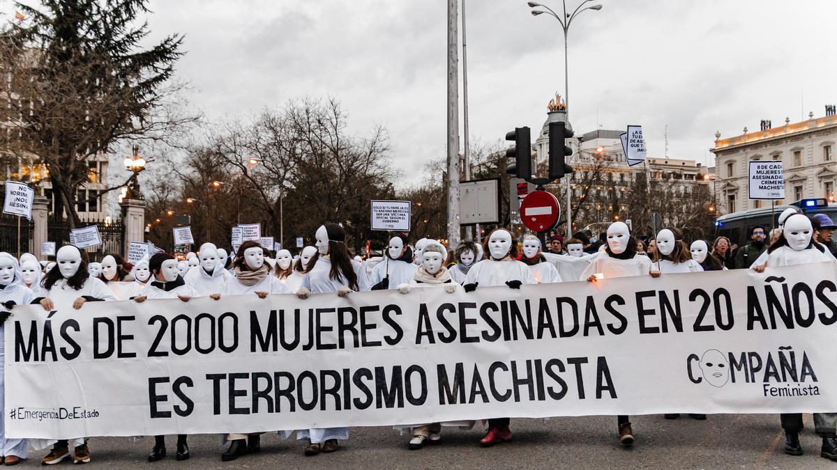 Miles de personas toman las calles de las principales ciudades del Estado en el 8M