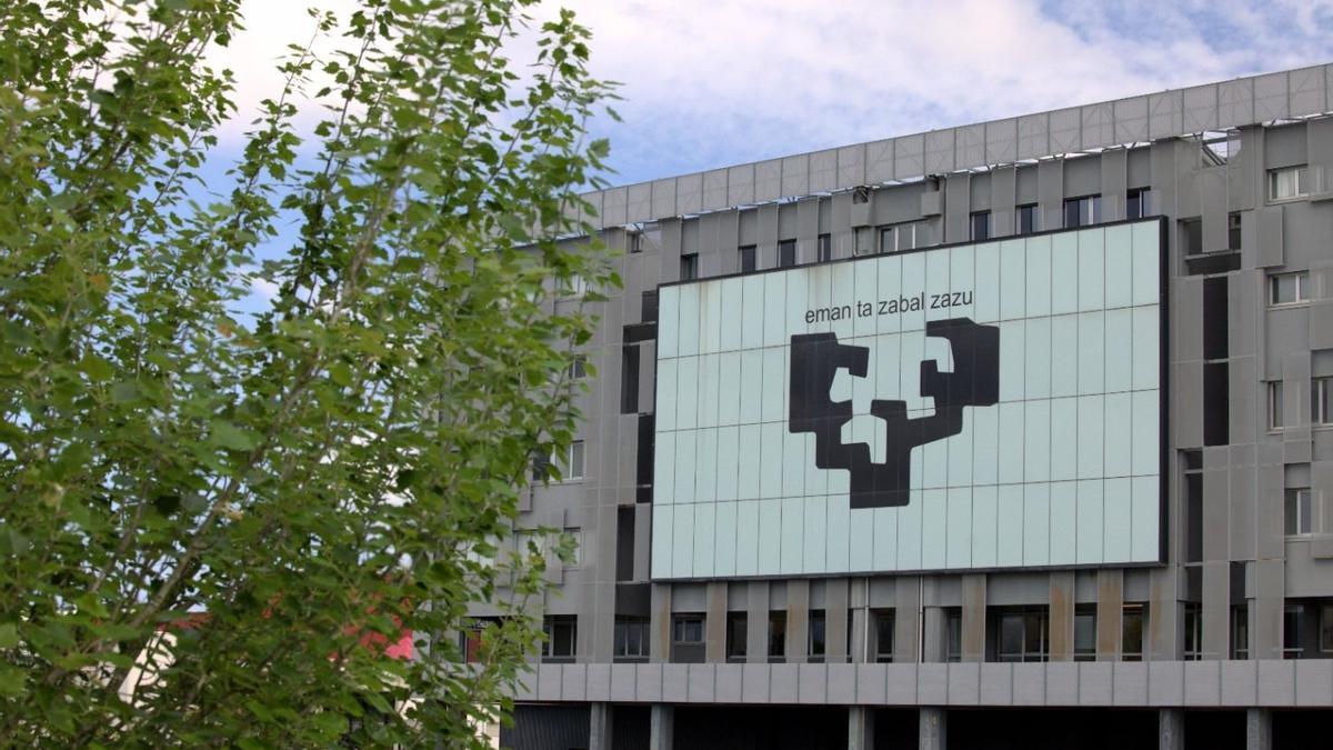 Edificio de la Biblioteca de la EHU.