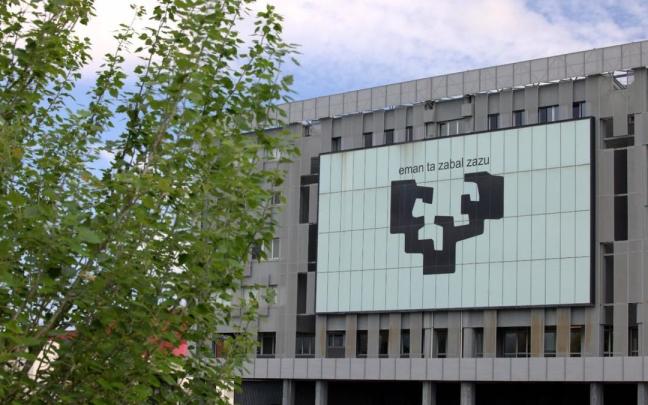Edificio de la Biblioteca de la EHU.