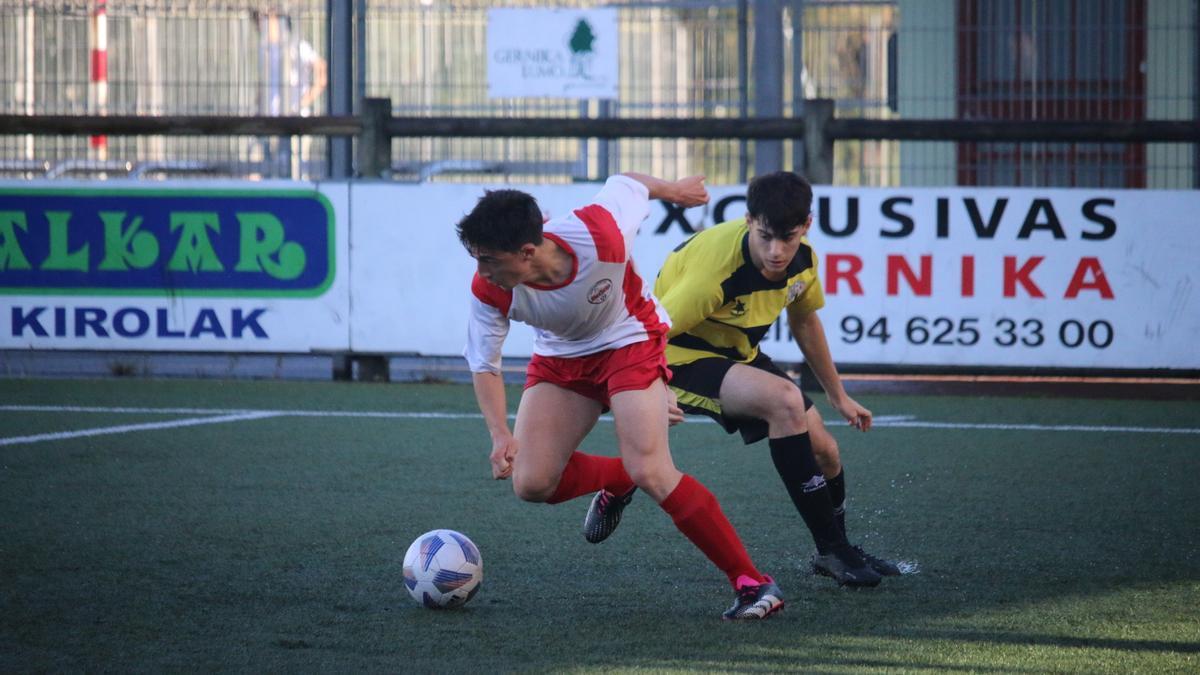 La segunda semifinal de la Copa Vasca de juveniles se celebra este fin de semana en el campo de Urbieta, en Gernika