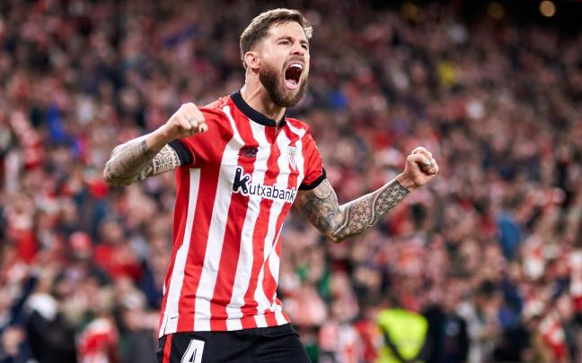 El futbolista Íñigo Martínez durante su etapa en el Athletic Club.