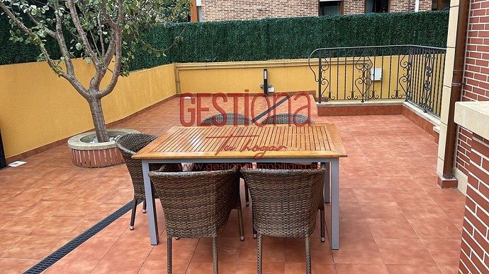 Dúplex al lado de la playa de Ris en Noja.