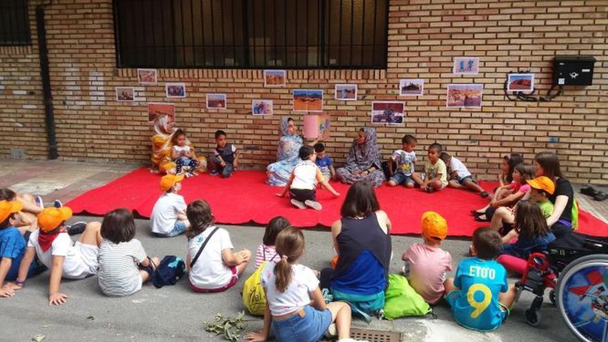 Una de las narraciones celebradas dentro de la iniciativa 'Cuentos del mundo a Arrasate'.