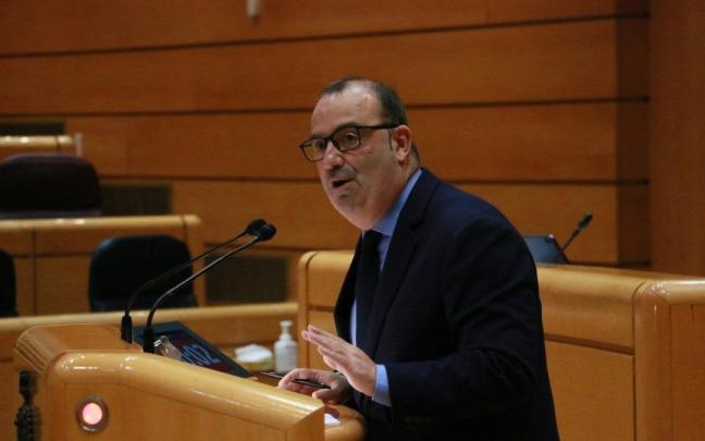 El senador del PNV Luke Uribe-Etxebarria.