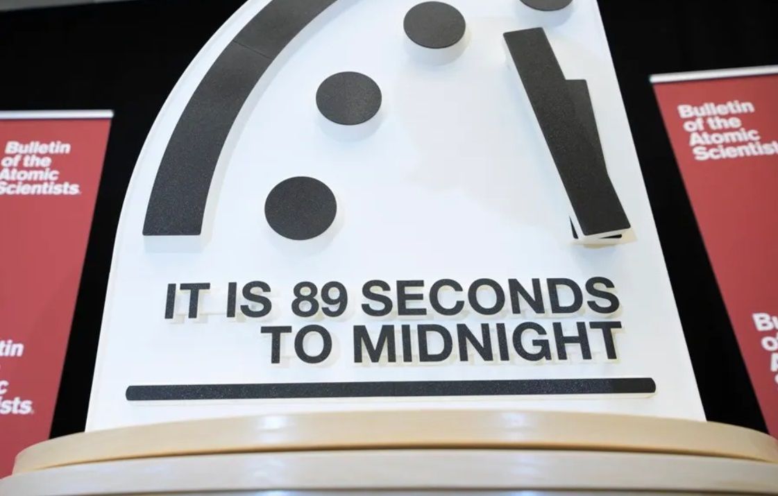 El Reloj del Juicio Final, hace mes y medio.