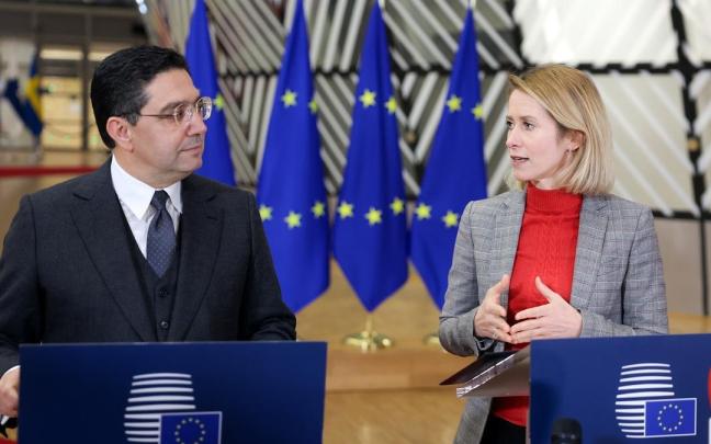 Nasser Bourita, ministro de Asuntos Exteriores y Cooperación de Marruecos, y Kaja Kallas, Alta Representante de la UE para Asuntos Exteriores.
