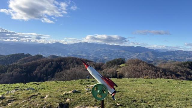 Buzón en lo alto de Murumendi.
