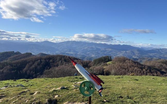 Buzón en lo alto de Murumendi.