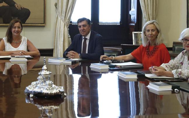 Primera reunión de la Mesa del Congreso de la XV Legislatura.