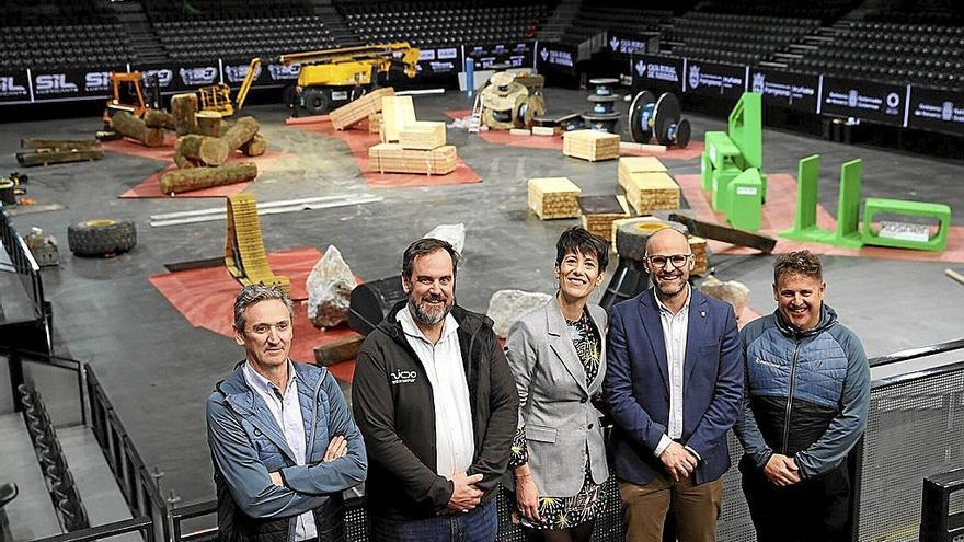 De izda a dcha: Carlos Mangado, Javier de la Fuente (NICDO), Elma Saiz, Fernando Aranguren y Patxi Larrea.