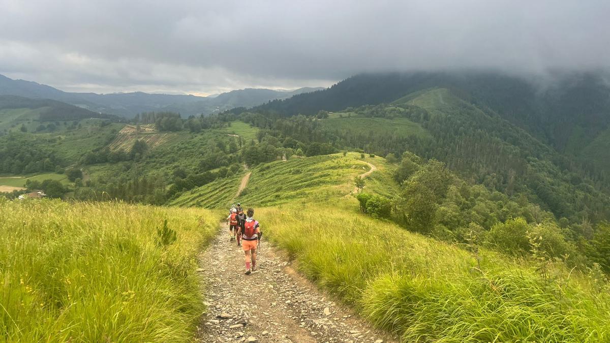 Subes y bajas continuamente en la carrera