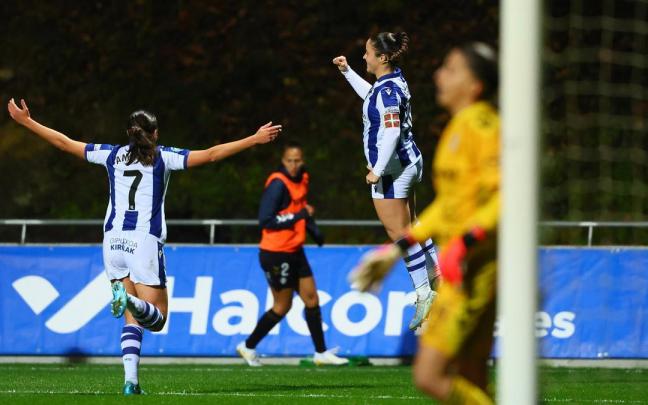 Amaiur Sarriegi y Nerea Eizagirre marcaron ante el Tenerife. / RS