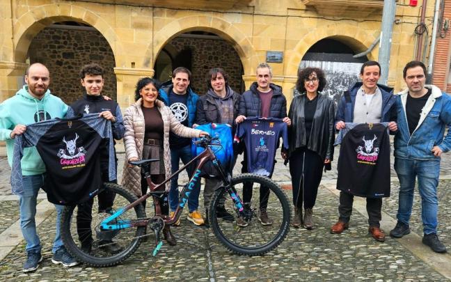 El Consistorio presenta el proyecto ganador.