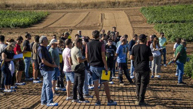 Neikerrek patataren maneiuan eta droneen erabilera esperimentalean dauden berrikuntzak aurkeztu dizkio sektoreari.