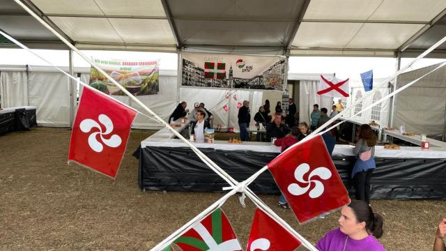 En imágenes: El Alderdi Eguna reúne a miles de jeltzales en un ambiente festivo