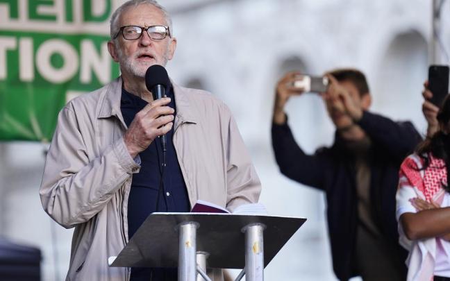 El exlíder laborista Jeremy Corbyn se presenta como independiente en comicios británicos--- / EP El exlíder laborista Jeremy Corbyn se presenta como independiente en comicios británicos---