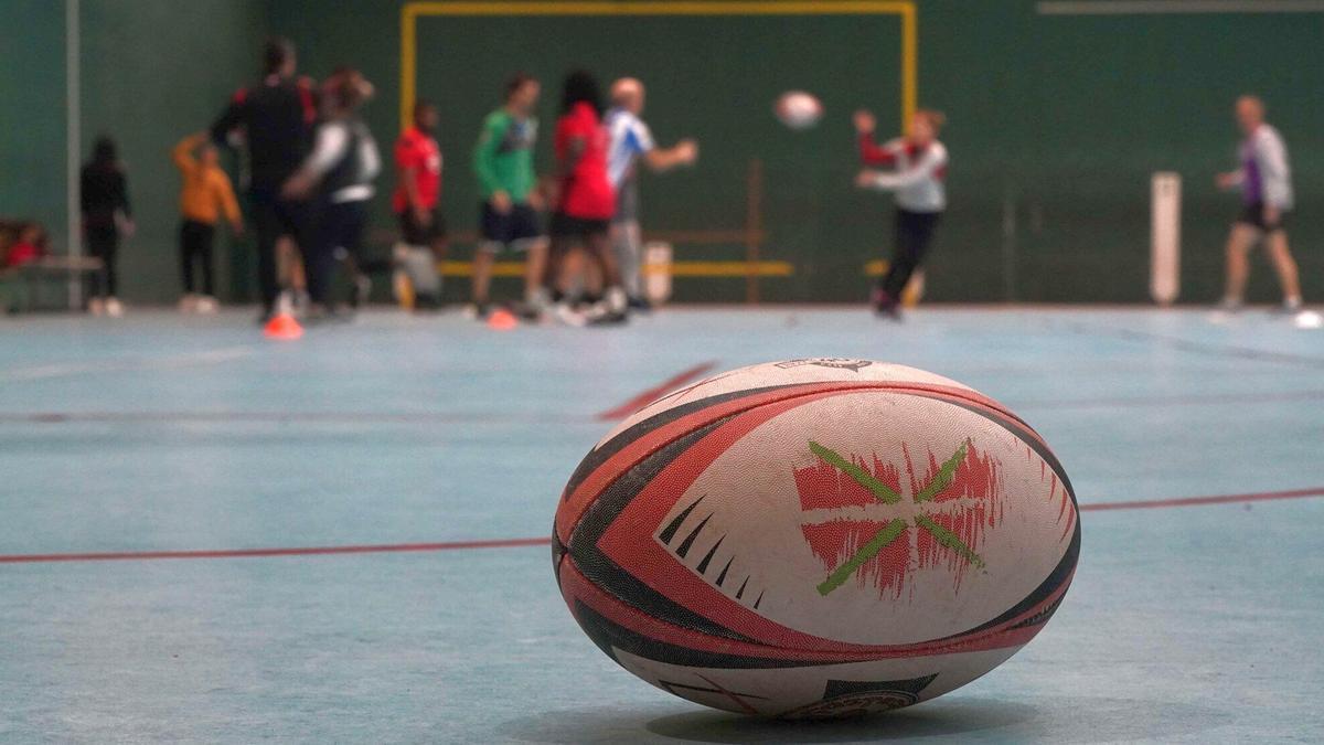 El rugby, un aliciente de reeducación e integración para presos en Araba